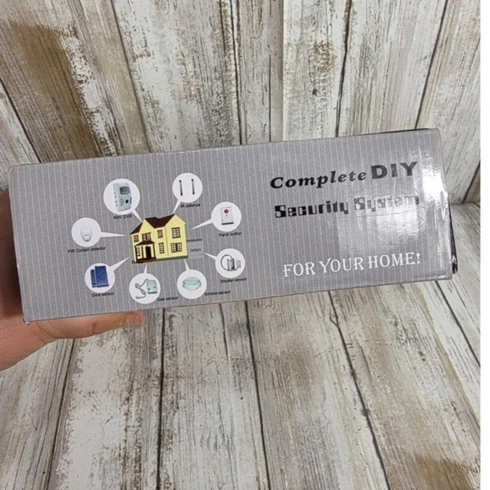 Sony NTSC Mini DVR Surveillance Motion Detector Camera 2GB CAM6601 White